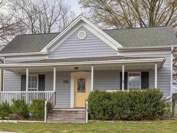 2111 Ashe St