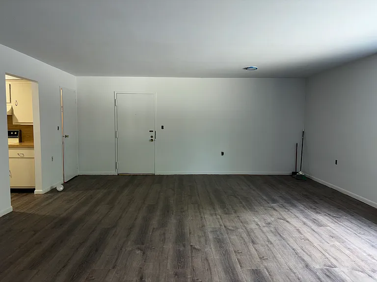 164 Union St #2E — Photo 14