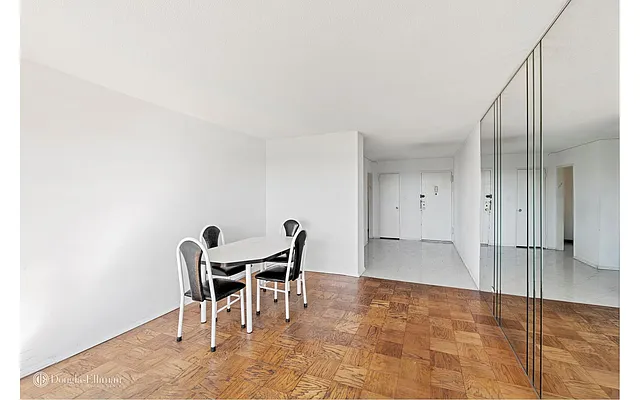 Sold by Douglas Elliman | media 14