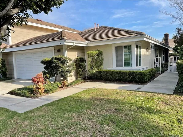 61 Coral Lk, Irvine, CA 92614