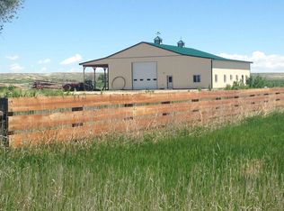 831 N Pavillion Rd, Pavillion, WY 82523