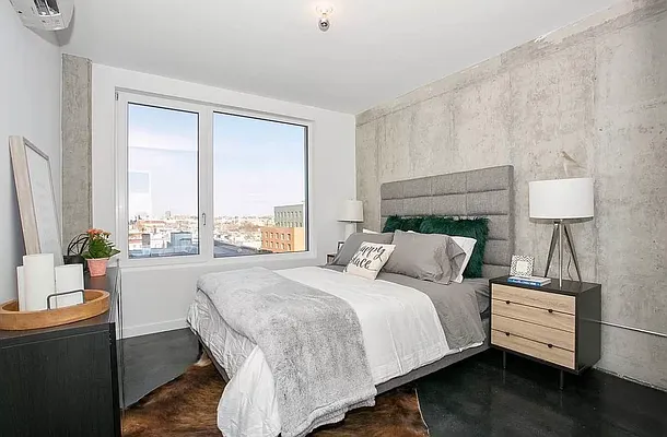 Rented by EXR | media 6