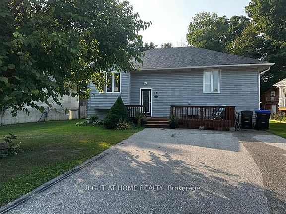 3rd image of 741 Innisfil Beach Rd