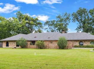 110 Renel Rd, Breaux Bridge, LA 70517