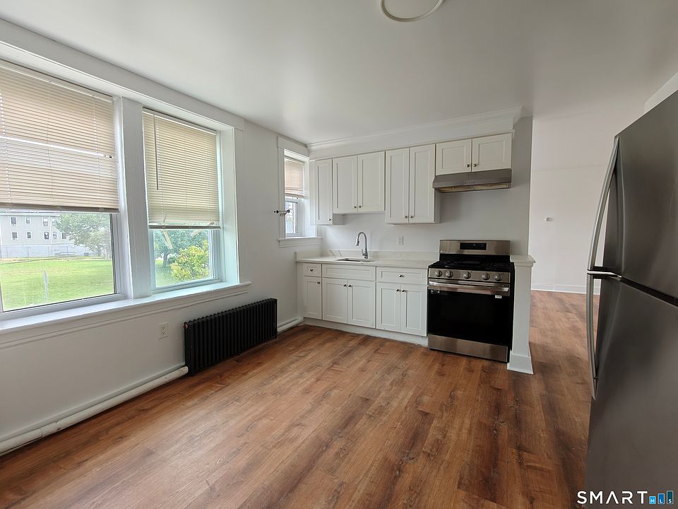 1st image of 1220 State St APT 2