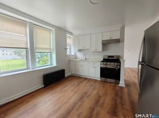 1220 State St APT 2, Bridgeport, CT 06605