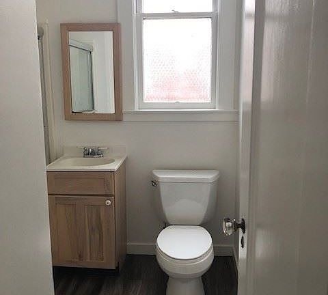 5th image of 311 28th Ave APT 2