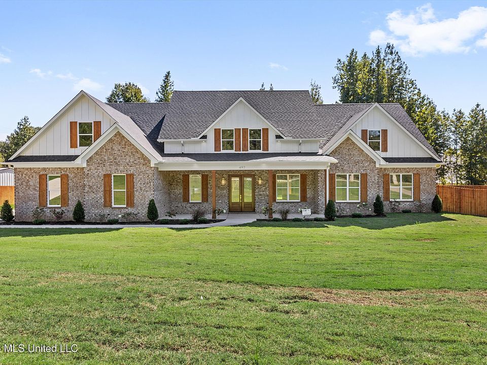1st image of 497 Bennett Cir