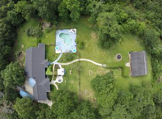 719 Tall Pines Dr, Magnolia, TX 77354