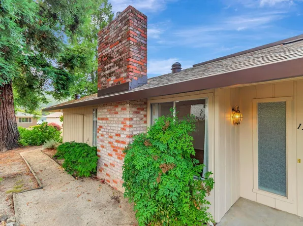 12 Aspen Meadows Circle, Santa Rosa, CA 95409
