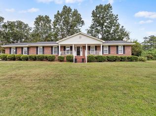 304 Sagewood Rd, Greenwood, SC 29646