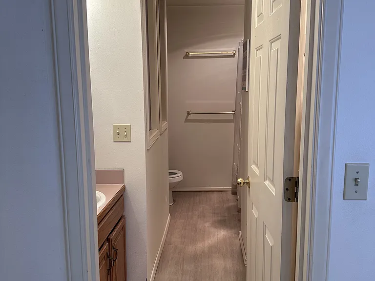 5261 Brooklyn Ave NE #202 — Photo 11