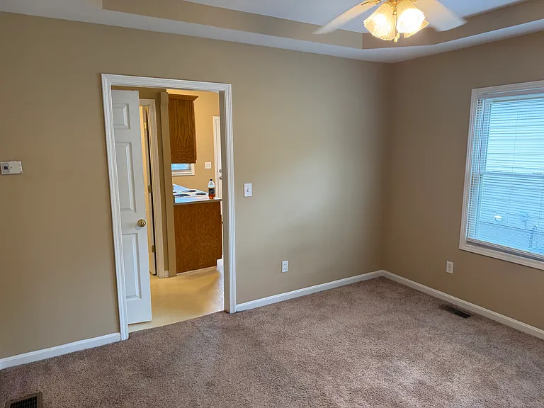 318 W Kenwood Way #1 — Photo 17