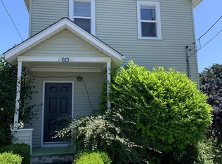 613 S 2nd St, La Conner, WA 98257