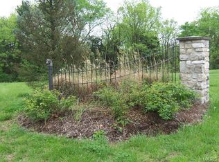 444 Huntington Trails Dr, Festus, MO 63028