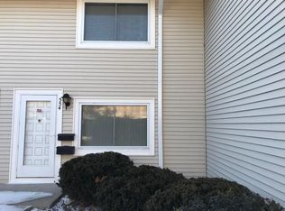 554 Eastbrooke Ln, Rochester, NY 14618