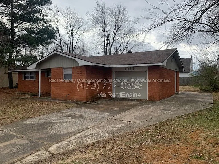 1039 W Bel Air Dr — Photo 2