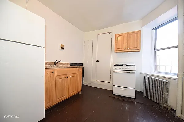 Rented by Corcoran | media 14