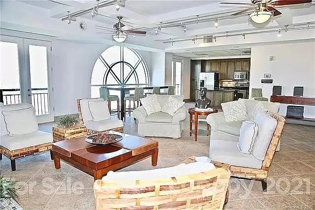 4625 Piedmont Row Dr #400 — Photo 13