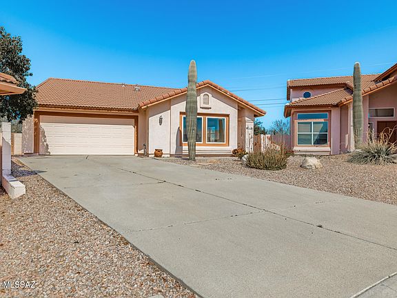 3rd image of 3780 W Mesa Ridge Trl