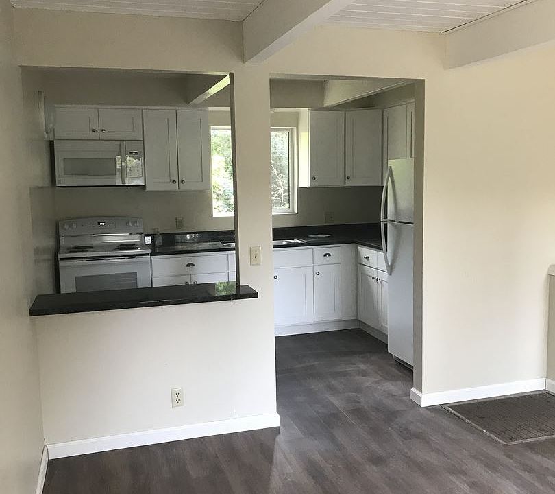 1st image of 600 Cabrillo Park Ct APT 6