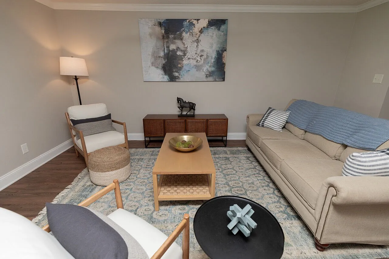 Windsor Place — Photo 1