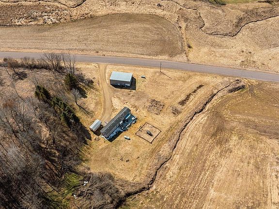 5th image of N5566 Sunny Brook Rd