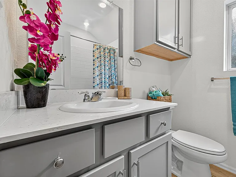 27222 Woodridge Glen Dr — Photo 32