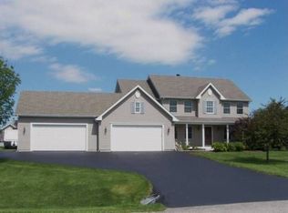 9308 Nicholas Ln, Spring Grove, IL 60081