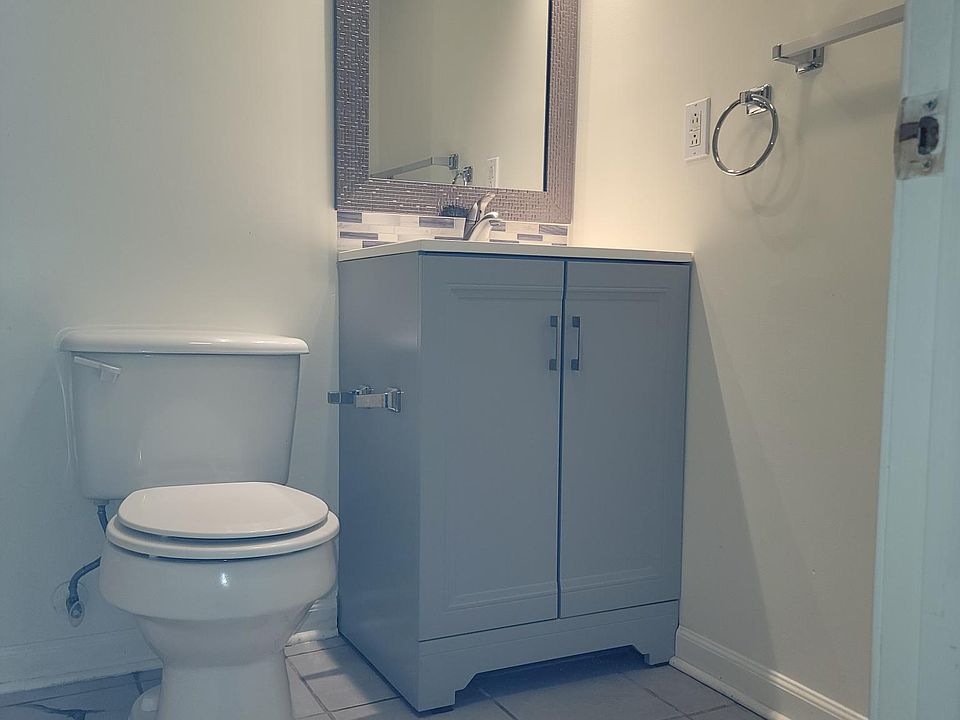 Modern bathroom