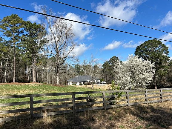 3rd image of 5065 Rabbit Farm Rd