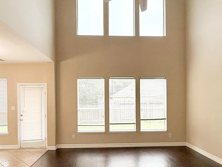 20810 Balmoral Glen Ln — Photo 13