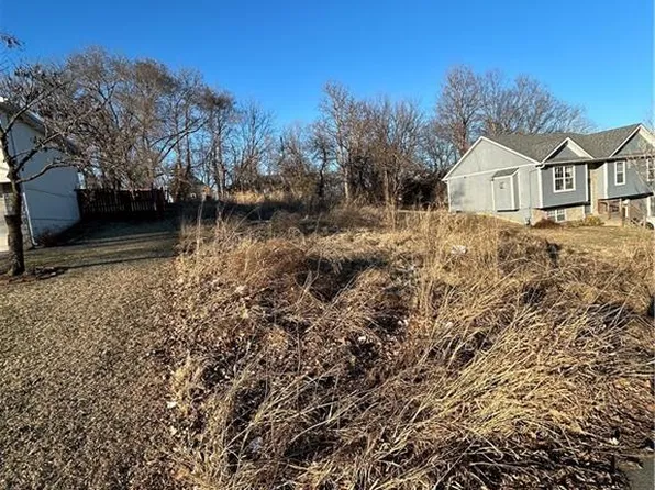 1026 Freeman Ave, Kansas City, KS 66102