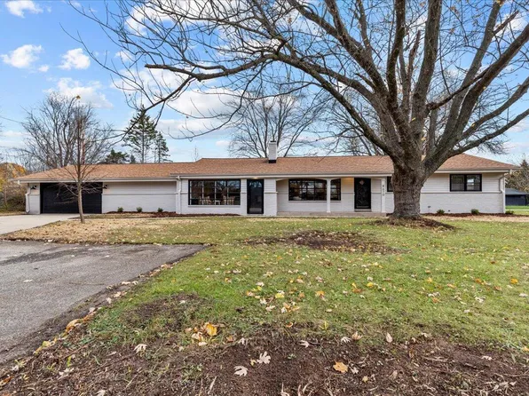 8670 North Regent ROAD, Fox Point, WI 53217
