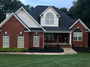 113 Golden Eagle Dr, Pickens, SC 29671