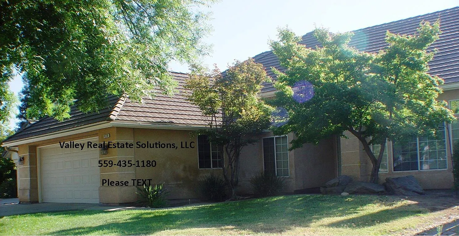 9336 N Barton Ave photo 1