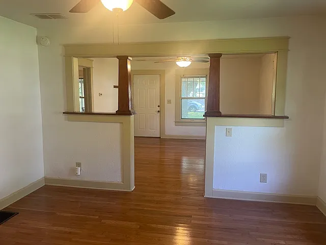 3 bed, 1100 sqft, $1,700 — Photo 4