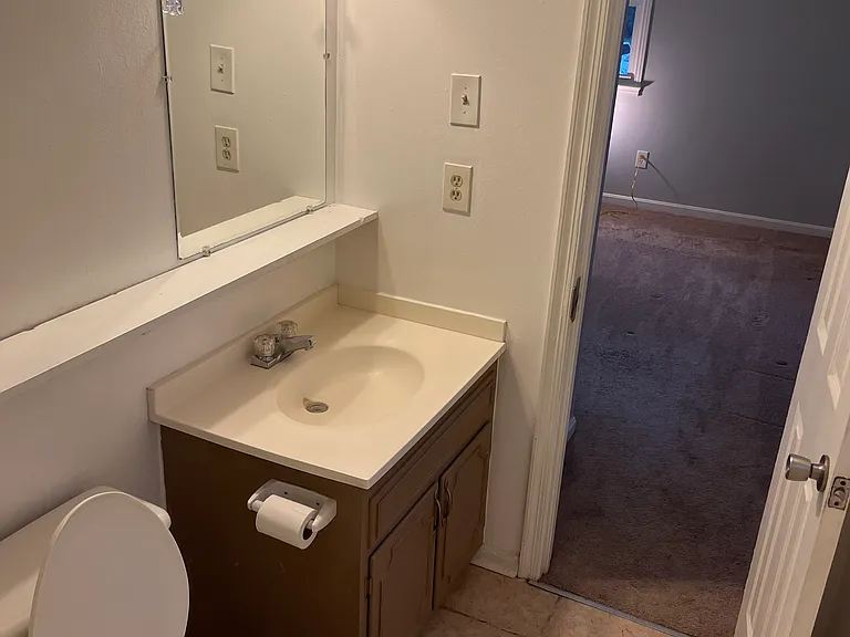 347 Green Meadows Dr — Photo 33
