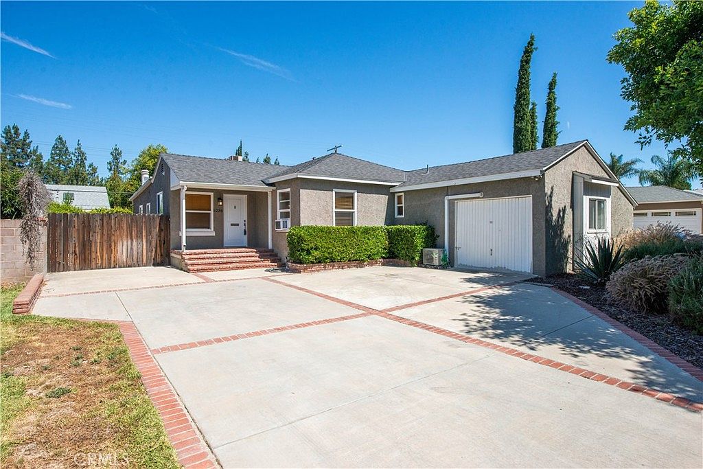 6236 Topeka Dr, Tarzana, CA 91335 | Zillow