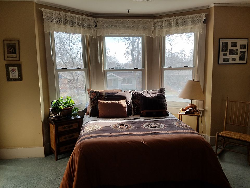 Bedroom with Bay window and two large closets