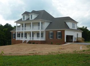 16570 Old Ridge Rd, Beaverdam, VA 23192