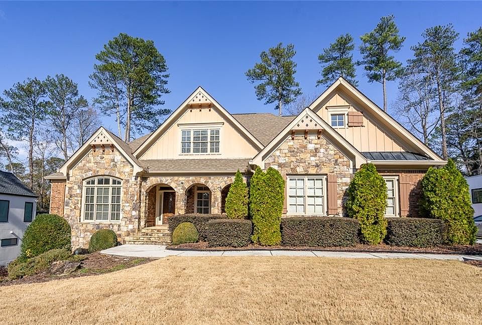 1st image of 2212 Meadowvale Dr NE