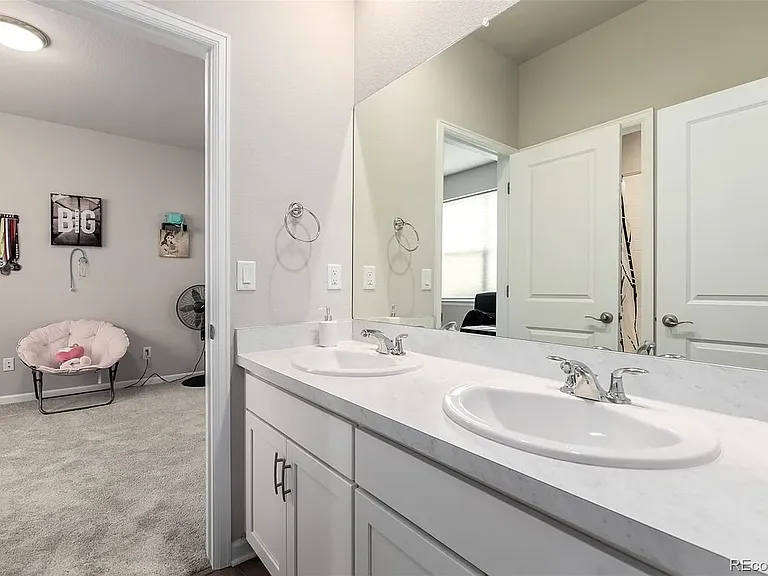 6318 E 141st Dr — Photo 11