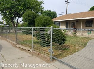 1220 N Conyer St, Visalia, CA