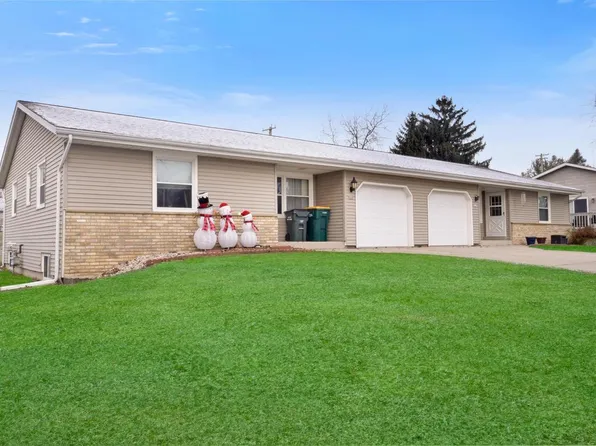 326 Municipal DRIVE #328, West Bend, WI 53095