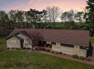 402 Derby Row, Reedsburg, WI 53959
