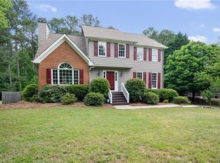 1135 Pebble Bend Dr, Grayson, GA 30017