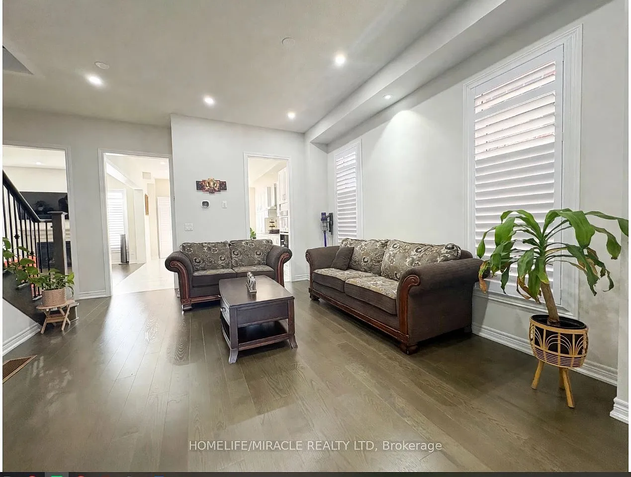4 bed, $3,400 — Photo 4