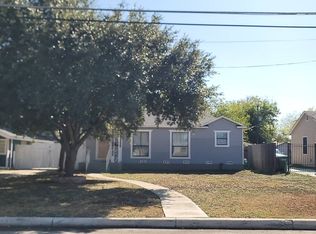 2930 W Ashby Pl, San Antonio, TX 78228