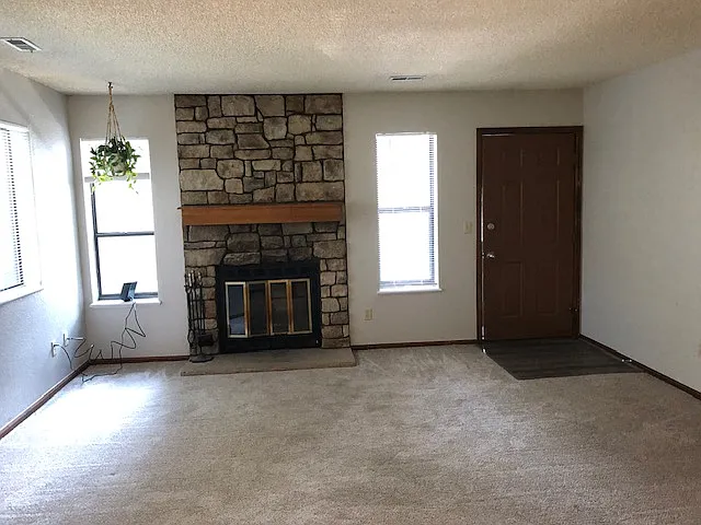 1 bed, 768 sqft, $1,695 — Photo 3